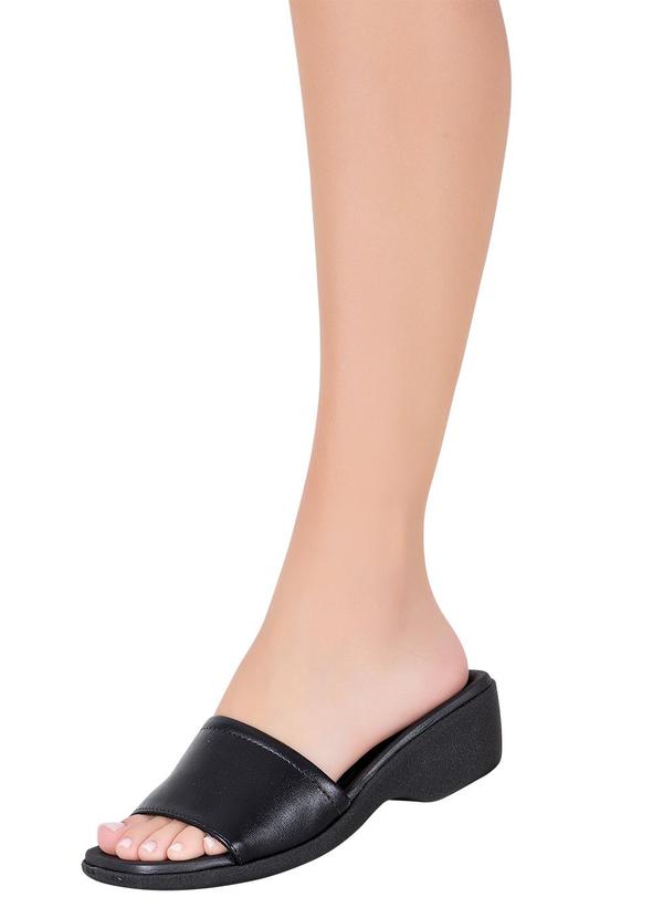 Beira Rio - Tamanco Beira Rio Preta em Sintético 5