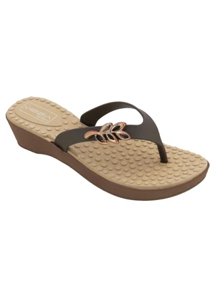 Perfecta - Tamanco Marrom em Pvc - PERFECTA