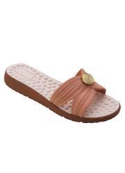 Tamanco Nude com Adere�o Dourado