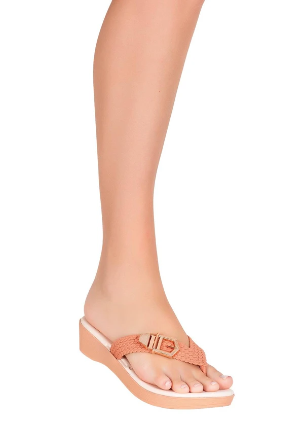 Perfecta - Tamanco Nude em Pvc 4