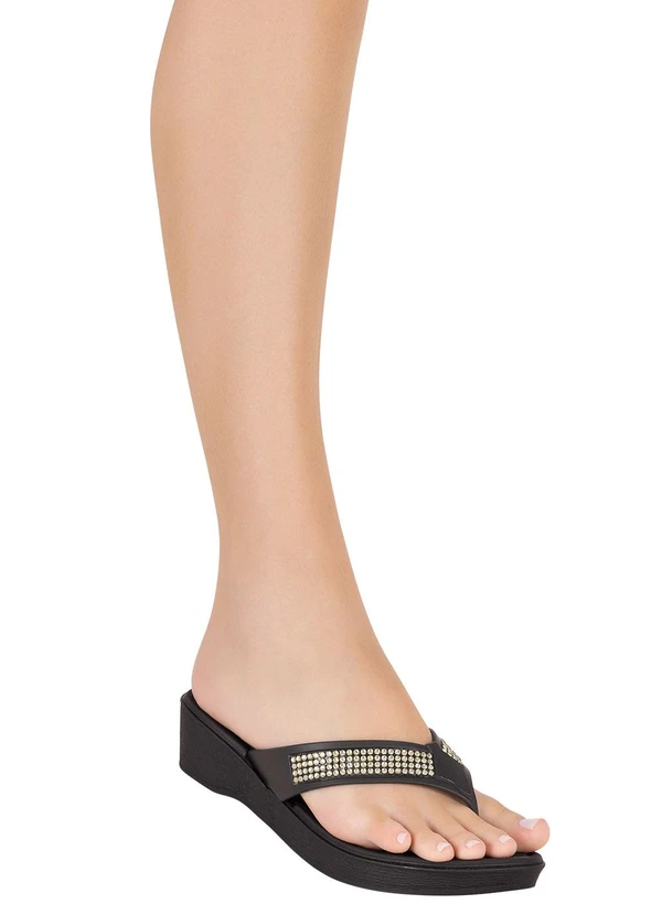 Perfecta - Tamanco Preto com Detalhe de Strass 4