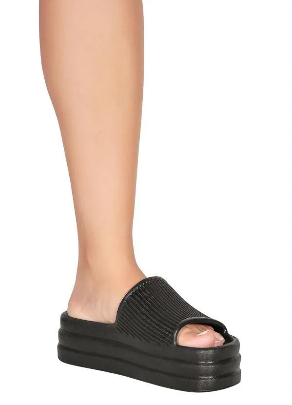 Perfecta - Tamanco Preto em Eva Micro Espandido 4