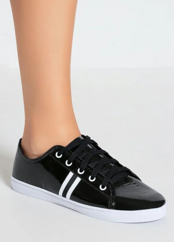 Perfecta - Tênis Preto com Listras Preta e Branca 4