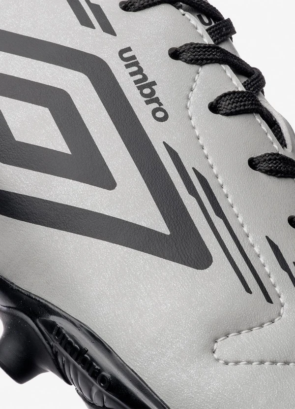 Umbro - Chuteira Campo Umbro Brave Verde 7