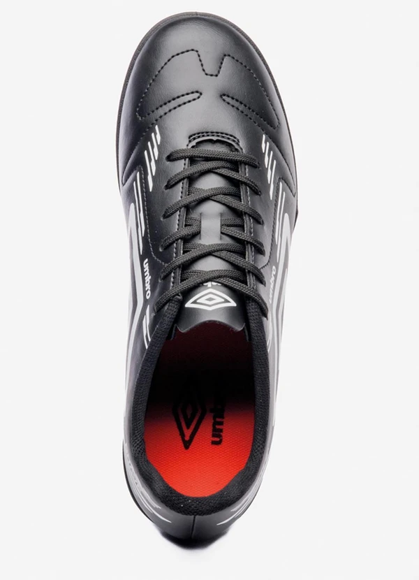 Umbro - Chuteira Umbro Society Brave Preta 4