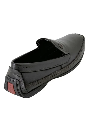 Sapato Pegada (Preto) com Cabedal Costurado - PEGADA