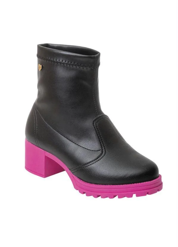 Molekinha - Bota Molekinha Preto em Sintético