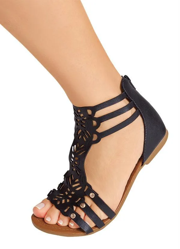 Perfecta - Rasteira Preta com Detalhe de Tachas 5