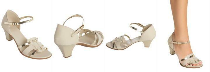 Sandlia Marfim com Tiras Douradas