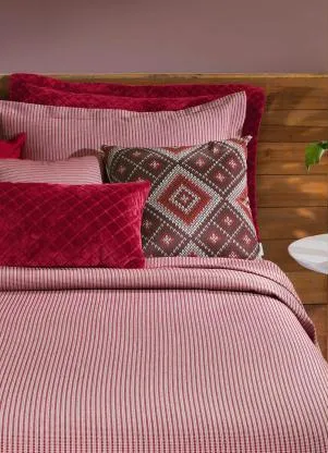 Hedrons - Cobre Leito Piquet Vermelho Queen 1 Peça - HEDRONS