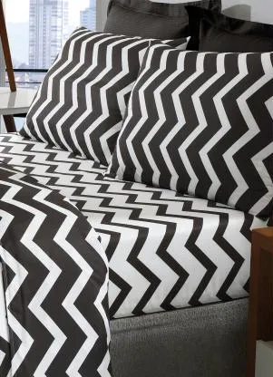 Mundo Lar - Jogo de Cama Chevron Grafite Casal 4 Peças - MUNDO LAR