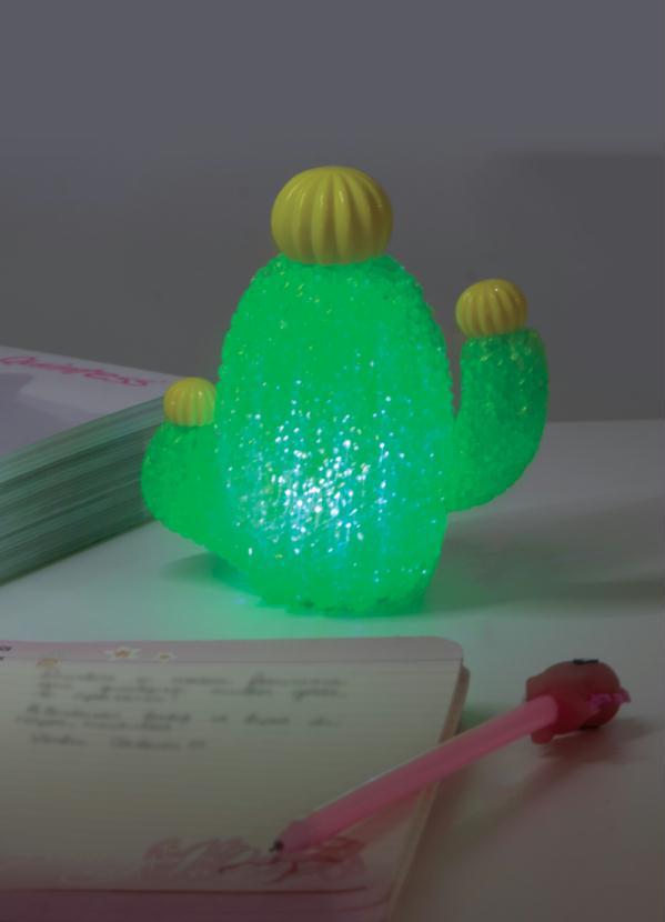 Quintess - Cacto Luminária Verde