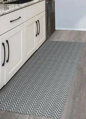 Lar e Lazer - Passadeira Chevron Marinho 47x140 cm - LAR E LAZER