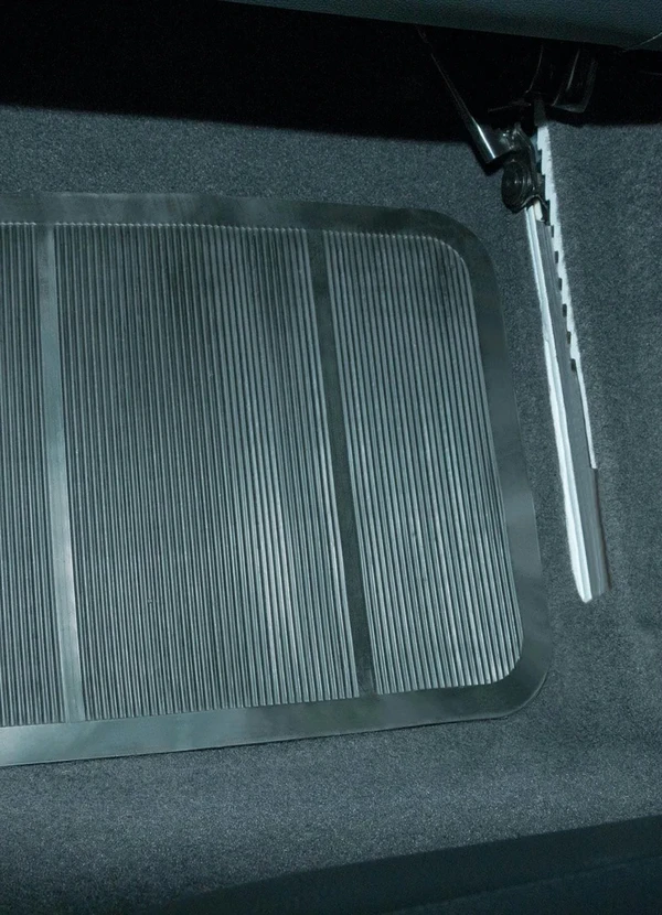 Mundo Lar - Kit Tapetes Automotivos Preto 4 Peças 2