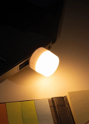 Lar e Lazer - Mini Luminária Noturna Led Usb - LAR E LAZER