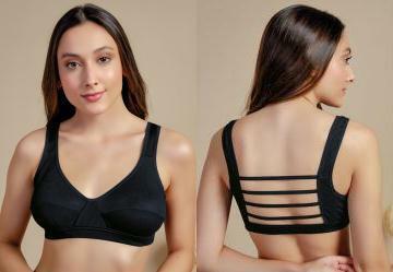 Top Preto com Tiras nas Costas