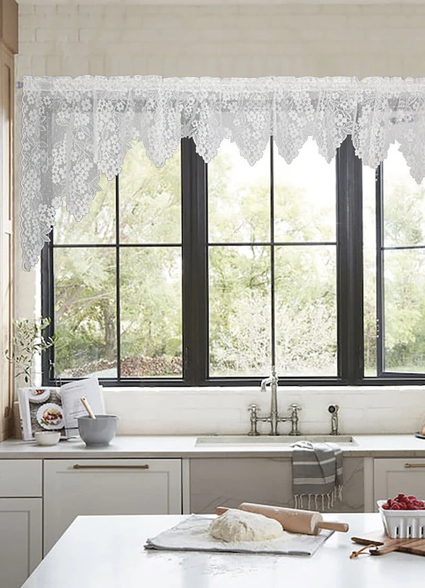 Lar e Lazer - Cortina Cascata Artesanal Branca Cerejeira 1