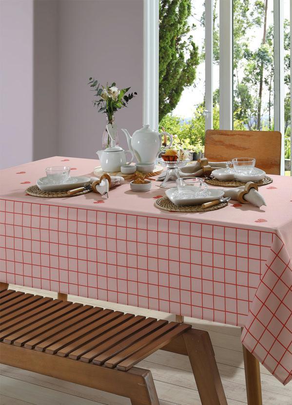 Mundo Lar - Toalha de Mesa Quadrada Coração Rosa 140x140 Cm 2