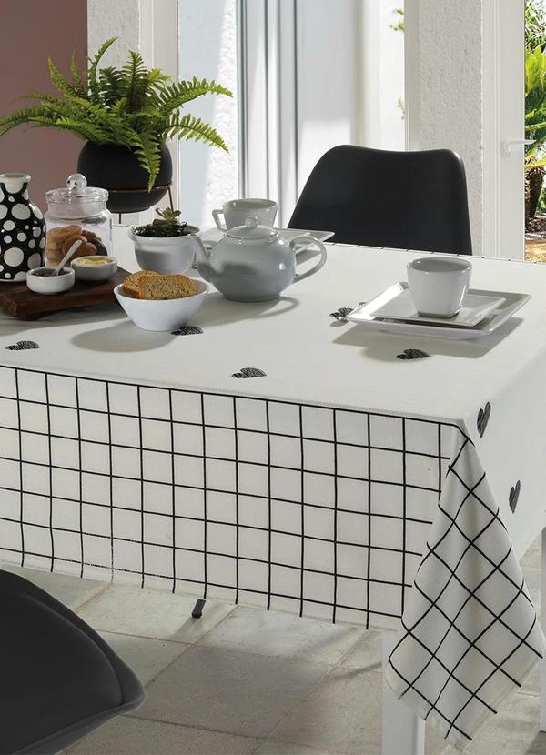 Mundo Lar - Toalha de Mesa Retangular Coração 140x210 Cm