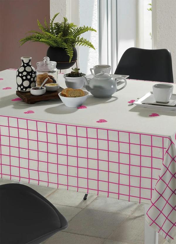 Mundo Lar - Toalha de Mesa Retangular Coração 140x210 Cm 2