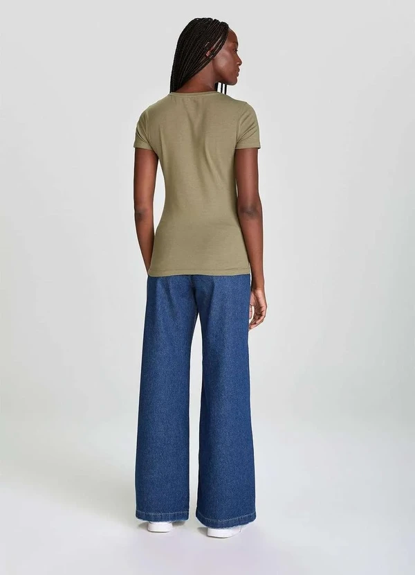 Hering - Blusa Basica Feminina Decote V com Elastano Verde 7