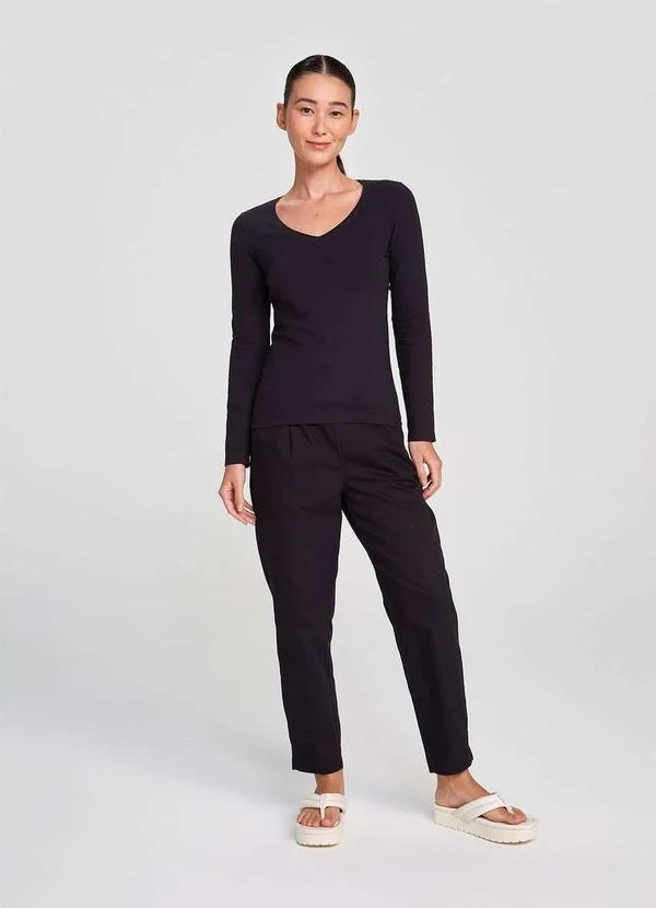 Hering - Blusa Basica Feminina Slim Manga Longa Preto 5