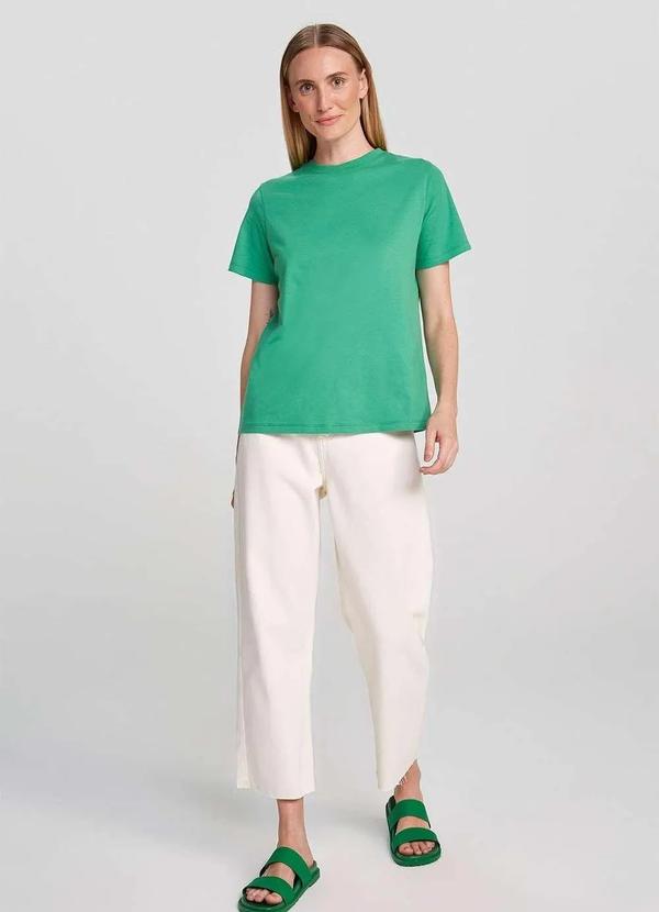 Hering - Blusa Basica Manga Curta World Regular Verde 5