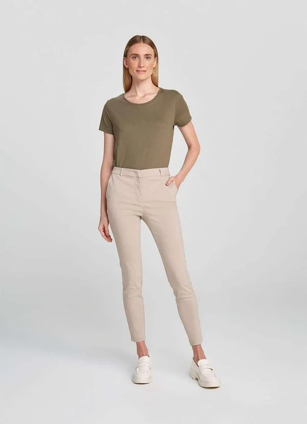 Hering - Calca Basica Feminina Cintura Media Alfaiataria Bege 3