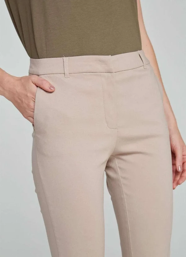 Hering - Calca Basica Feminina Cintura Media Alfaiataria Bege 4