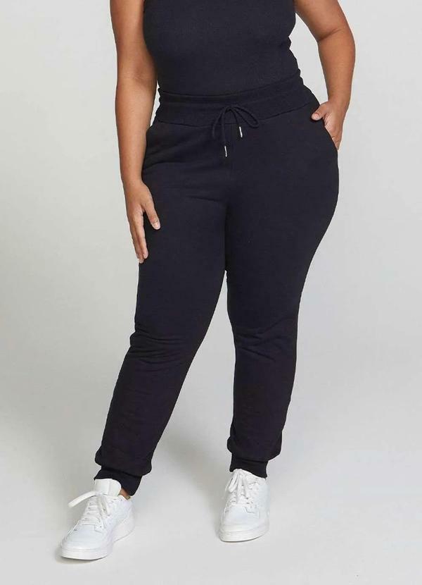 Hering - Calca Basica Feminina Jogger em Moletom Peluciado Preto