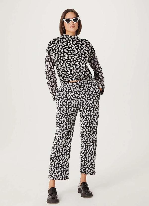 Hering - Calca Feminina Carrot Animal Print Preto 5