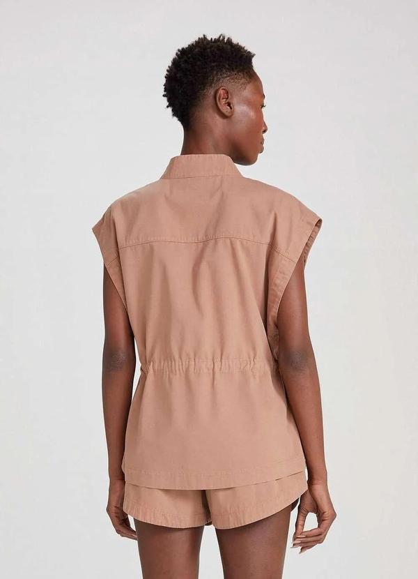 Hering - Colete Feminino Muscle com Amarracao Marrom 3