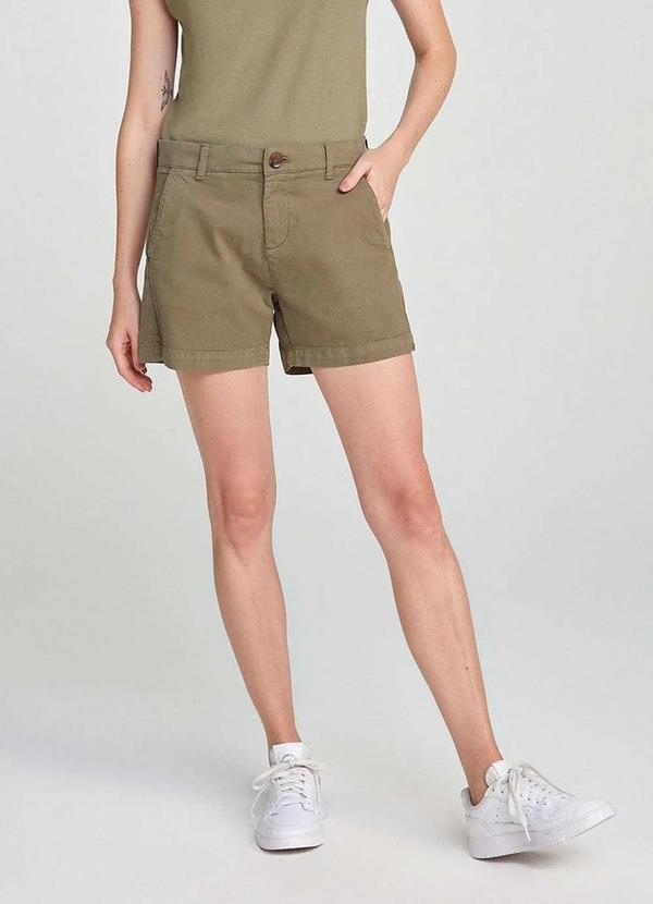 Hering - Shorts Basico Feminino Chino Verde 6