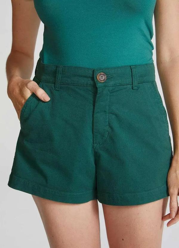 Hering - Shorts Basico Feminino Chino Verde 11