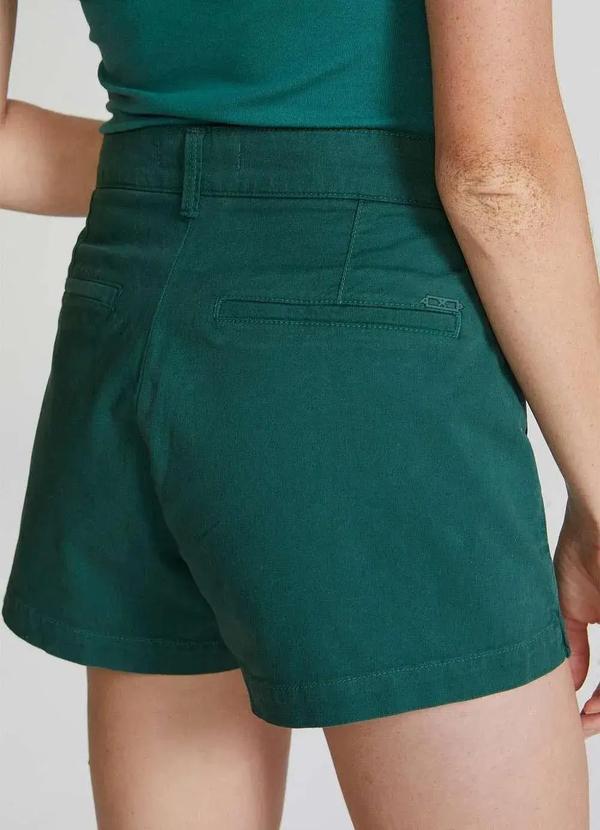 Hering - Shorts Basico Feminino Chino Verde 14