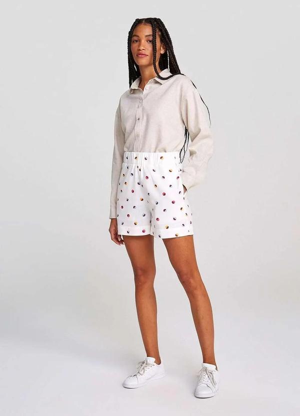 Hering - Shorts Feminino Cintura Alta Poa em Linho Branco