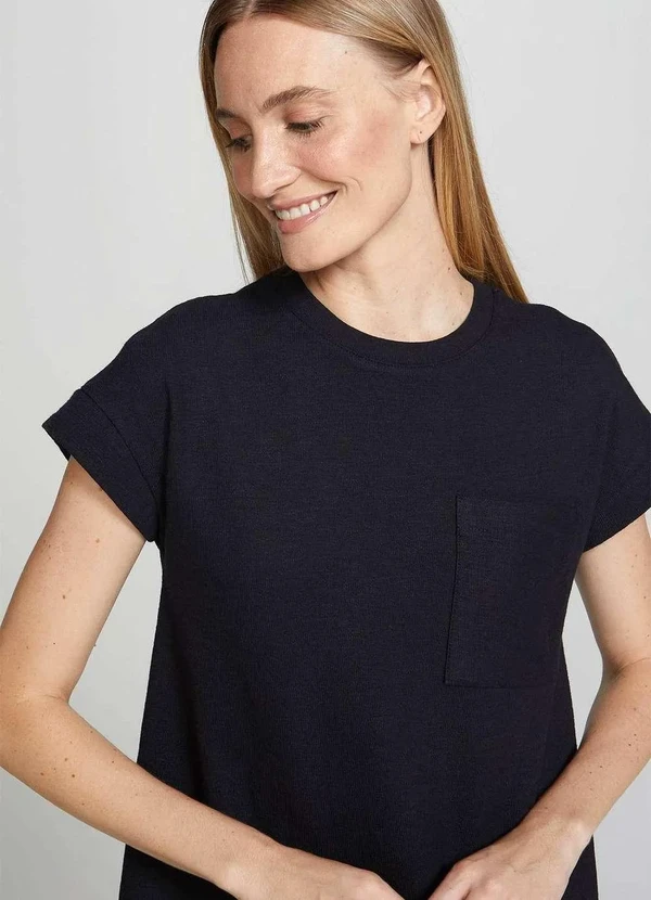 Hering - Vestido Basico Curto em Malha com Bolso Preto 4