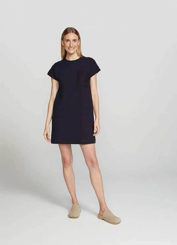 Hering - Vestido Basico Curto em Malha com Bolso Preto 5