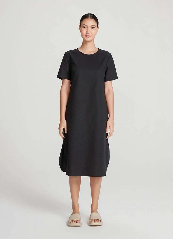 Hering - Vestido Basico Midi com Fendas Laterais Preto