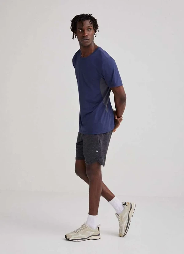 Hering - Bermuda Masculina Esportiva com Bolsos Preto 2