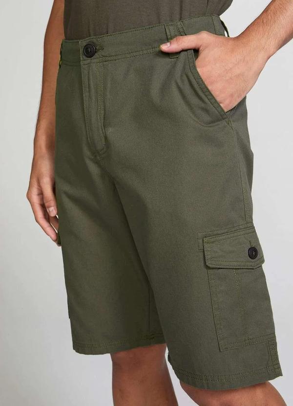 Hering - Bermuda Basica Masculina Cargo em Sarja Marrom