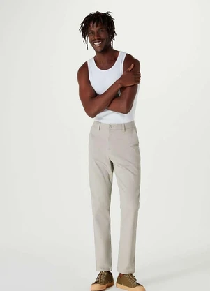 Hering - Calca Basica Masculina em Sarja Chino - HERING