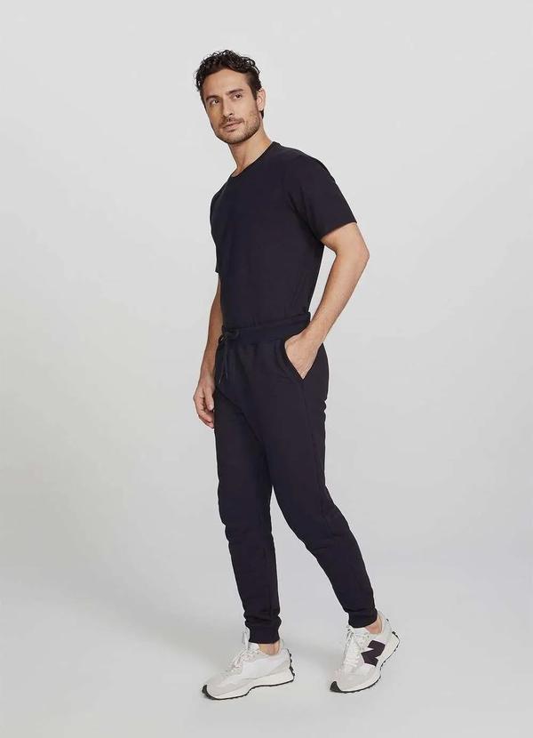 Hering - Calca Basica Masculina Jogger em Moletom Preto 5