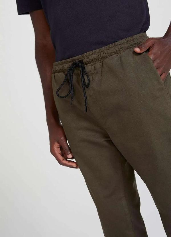 Hering - Calca em Sarja Masculina Jogger Verde 5