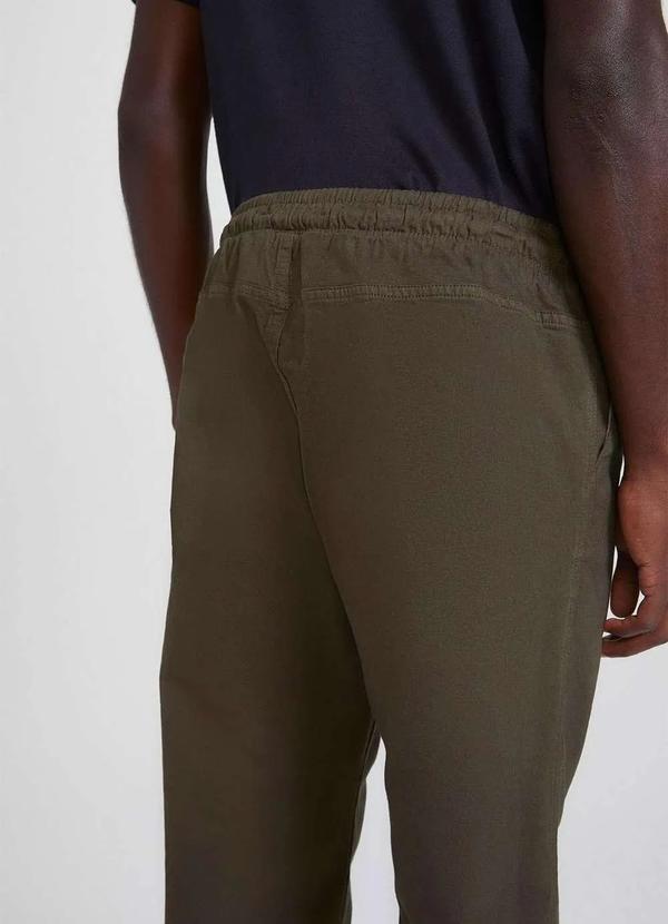 Hering - Calca em Sarja Masculina Jogger Verde 7