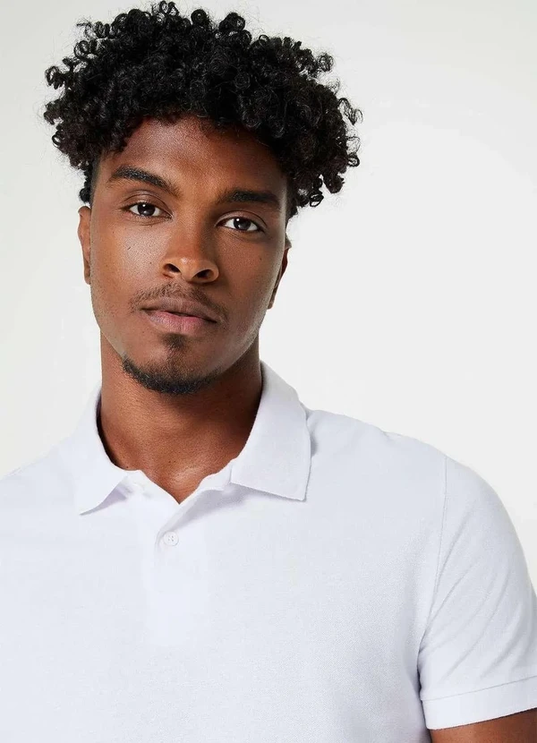 Hering - Camisa Polo Masculina em Piquet Branco 2