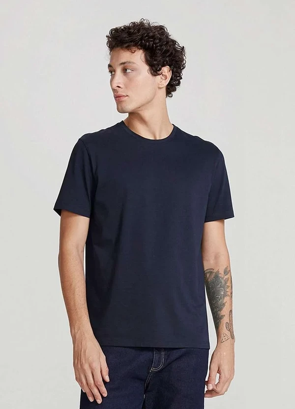 Hering - Camiseta Basica Masculina Manga Curta em Algodao Pima Azul 3