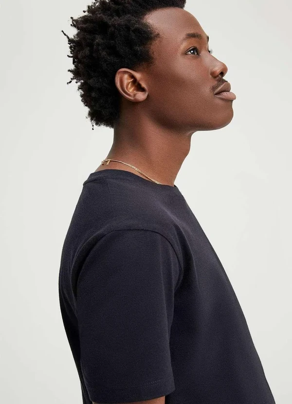 Hering - Camiseta Basica Masculina Manga Curta em Algodao Pima Preto 3