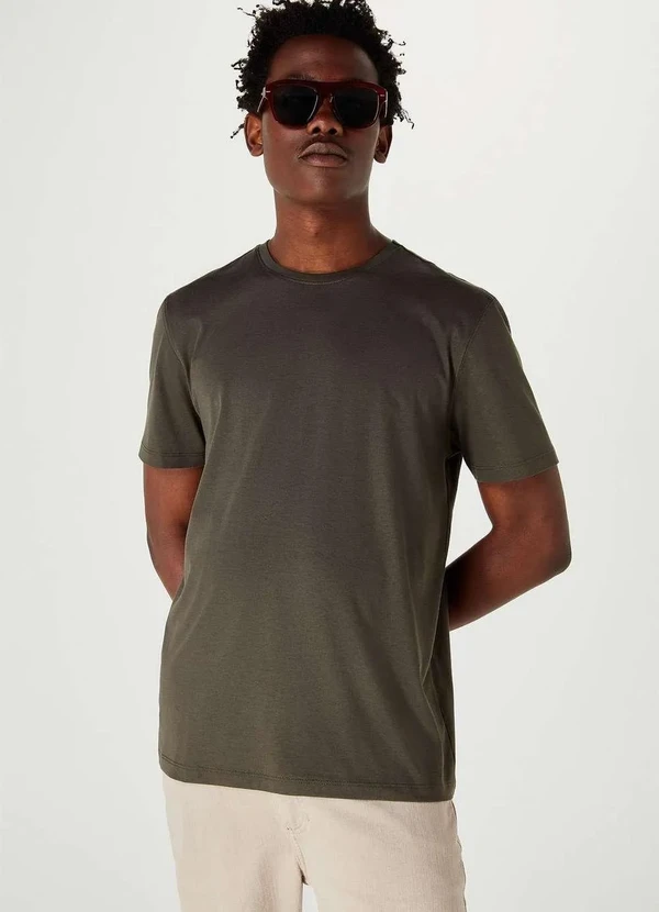Hering - Camiseta Basica Masculina Manga Curta em Algodao Pima Verde 4