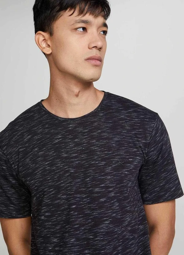 Hering - Camiseta Basica Masculina Regular em Flame Preto 3